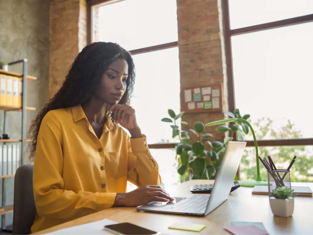 Mercado de trabalho mulher 40: criatividade é o seu diferencial.