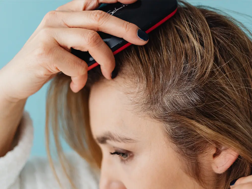 Por que meu cabelo mudou tanto depois dos 40?