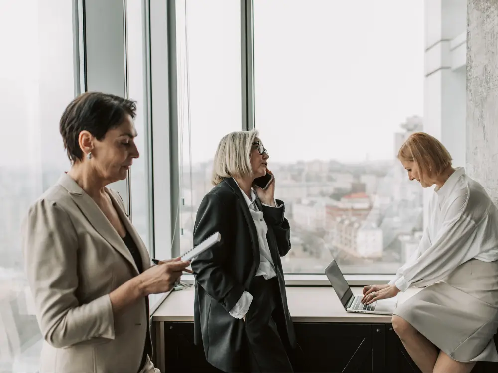 Profissões do Futuro para Mulheres 40+: Guia da Reinvenção